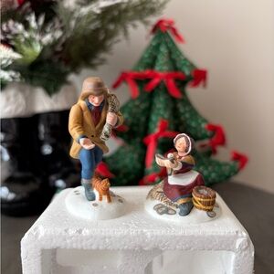 Dept 56 Dickens Village A Treasure From the Sea